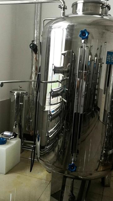 醫院制藥用純水系統展示